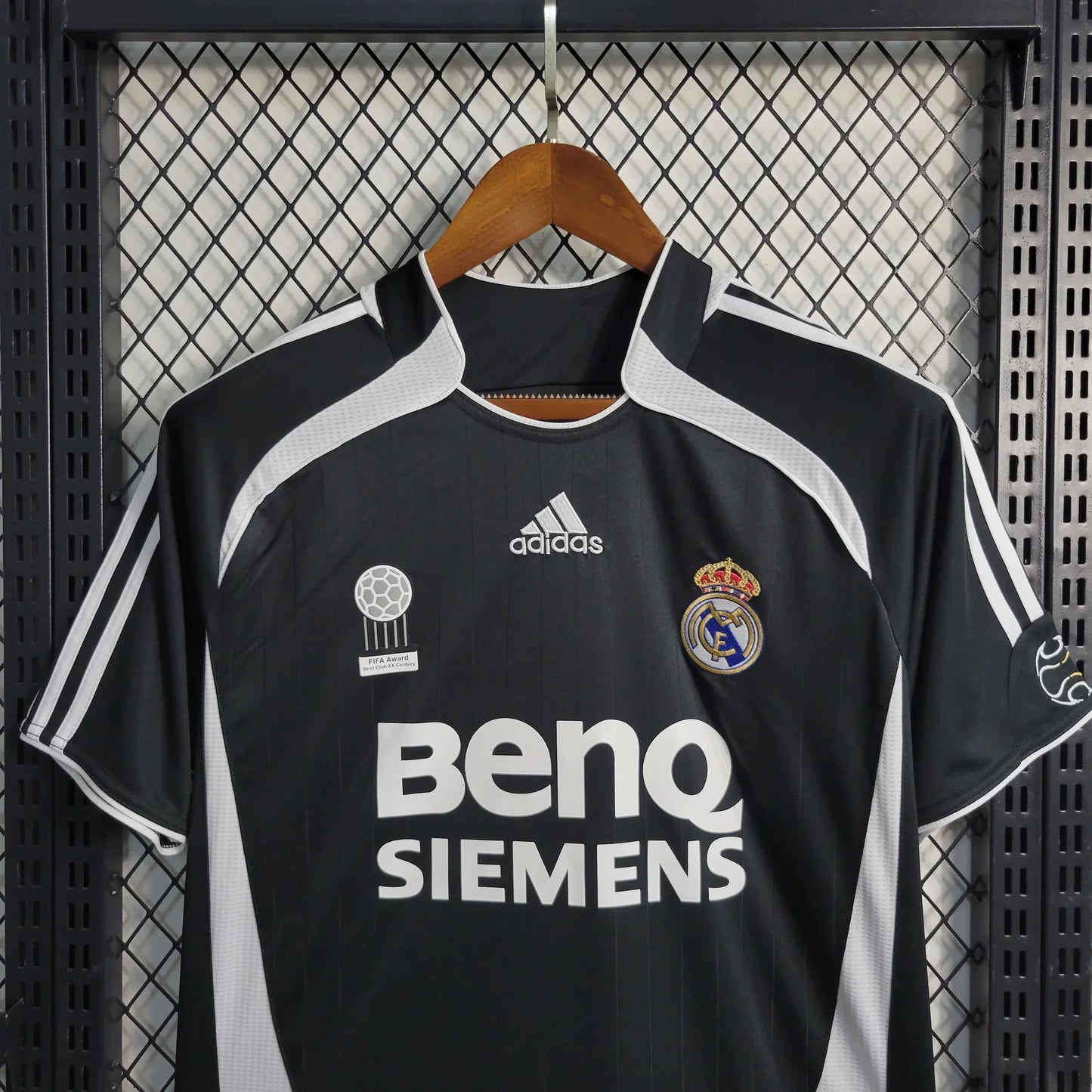 Real Madrid 06/07 Away Shirt Football Jersey | Retrokick